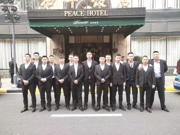 呼和浩特保镖公司：传统与现代安保服务的结合